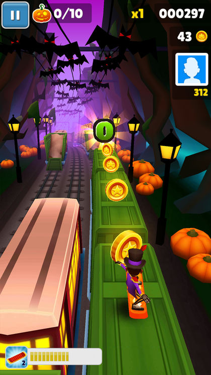 Play Subway Surf Halloween game free online